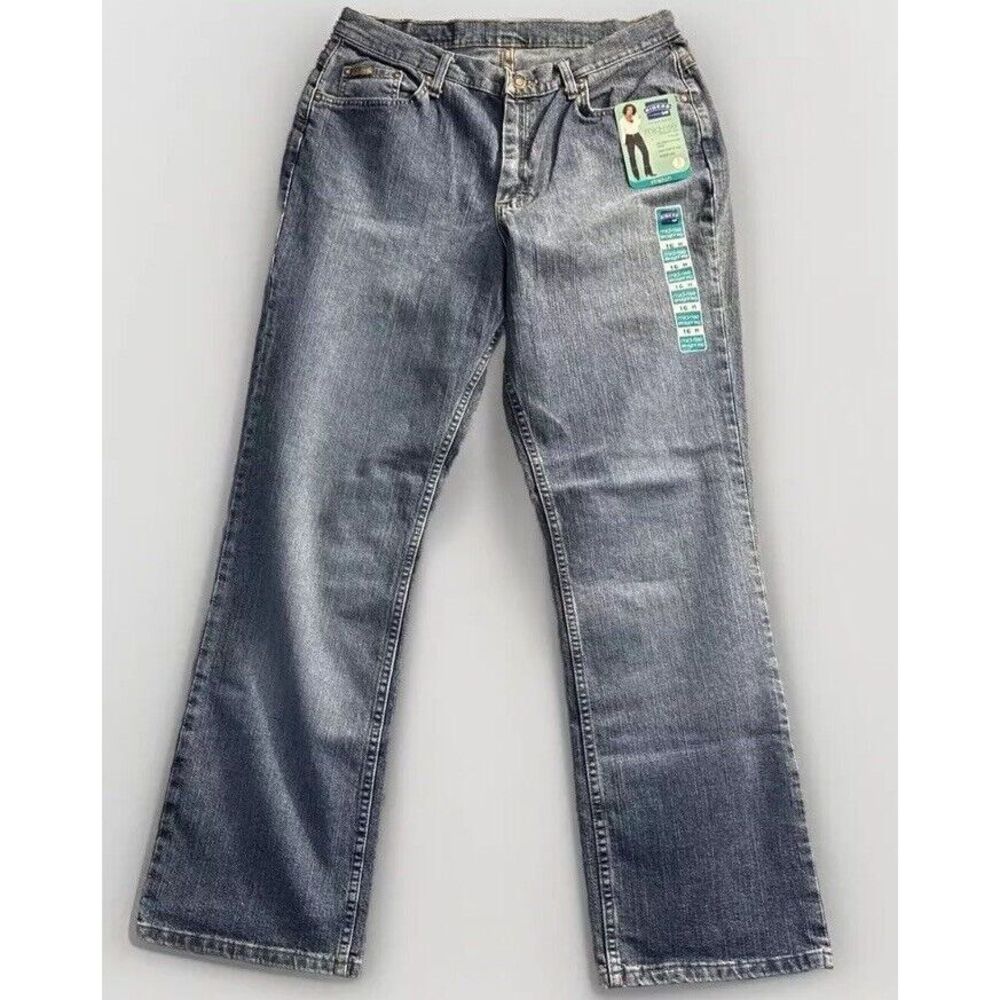 Lee Straight Leg Jeans in Faded Blue NWOT